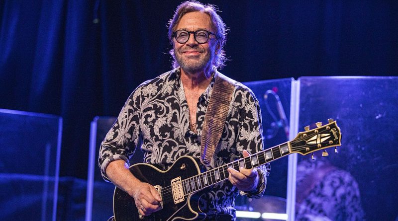 “There’s more to life than just guitar. Once you’ve had a heart attack there’s always that thing in your mind that it could happen again”: How Al Di Meola’s heart attack led to his anti-ICE concert with Tom Morello and Bruce Springsteen