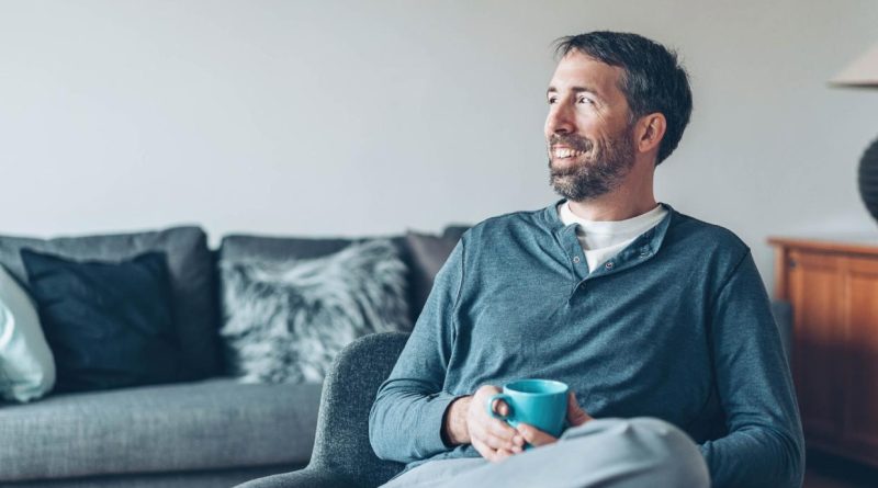 The tattooing technique being used to treat hair loss in New Zealand