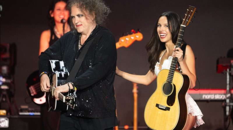 Olivia Rodrigo Debuts ‘What’s Wrong With Me’ With The Cure’s Robert Smith at Primavera Sound