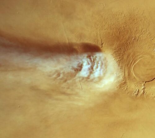 A 1,000-mile cloud on Mars may reveal physics never seen in nature