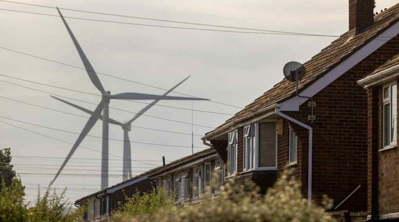 Healey puts UK energy reform at centre of his ‘do no harm’ Budget